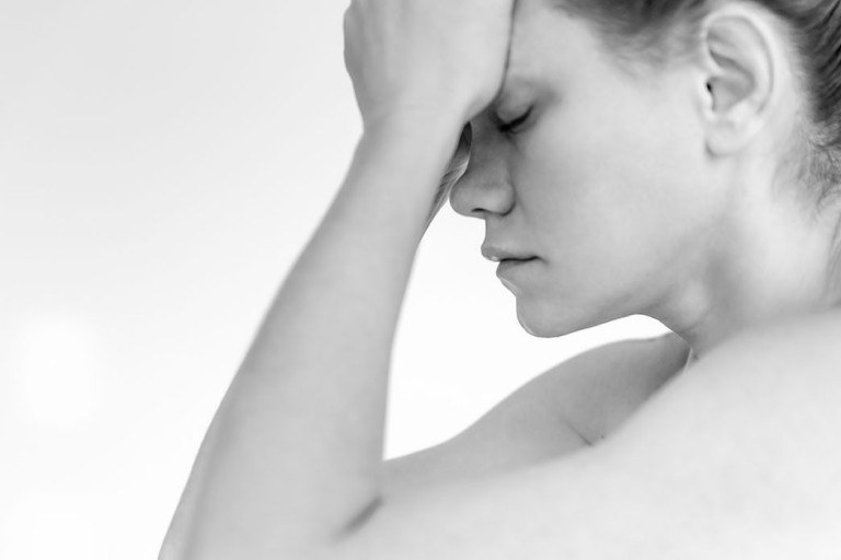 종소리처럼 울리는 귀?상부 경추 척추 지압 요법이 당신의 구세주가 될 수 있습니다!