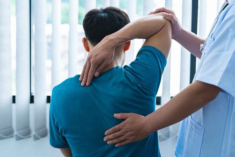 목 윗부분과 편두통: 지속적인 완화를 위한 자연스러운 길